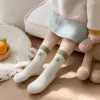 White cotton sweat-absorbing and breathable mid-calf socks for both men and women, basic and versatile details Picture
